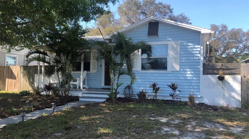 4629 4TH AVENUE N ST PETERSBURG, FL 33713