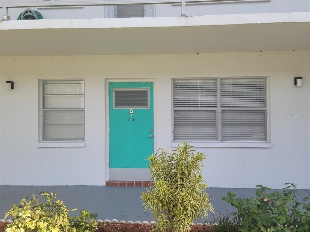 6000 21ST STREET N UNIT 7
