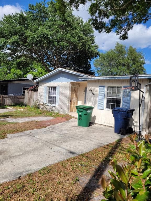 6716 S CORTEZ STREET TAMPA, FL 33616