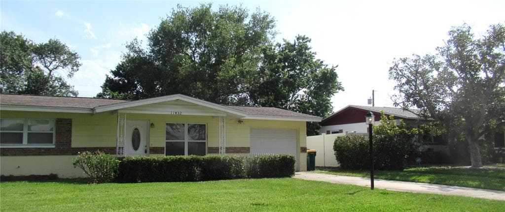 11432 69TH AVENUE SEMINOLE, FL 33772