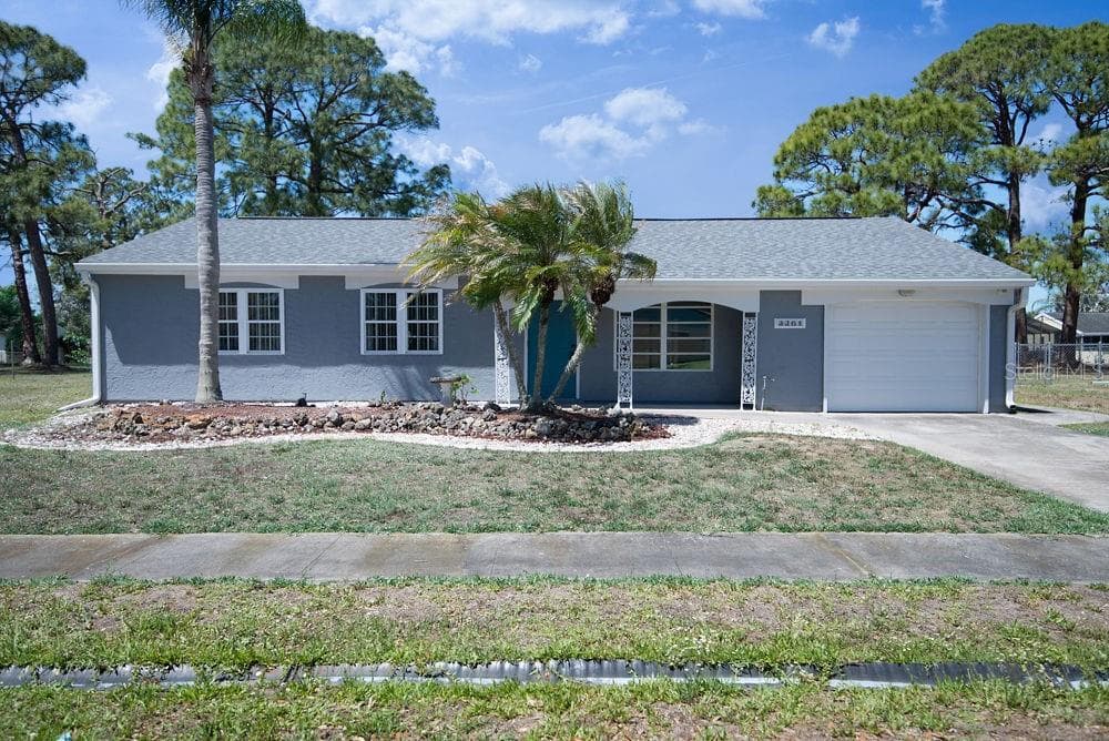 3261 NEKOOSA STREET NORTH PORT, FL 34287