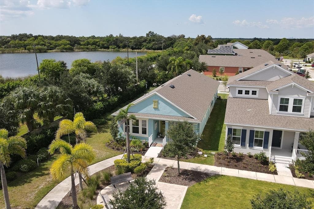 720 WINTERSIDE DRIVE