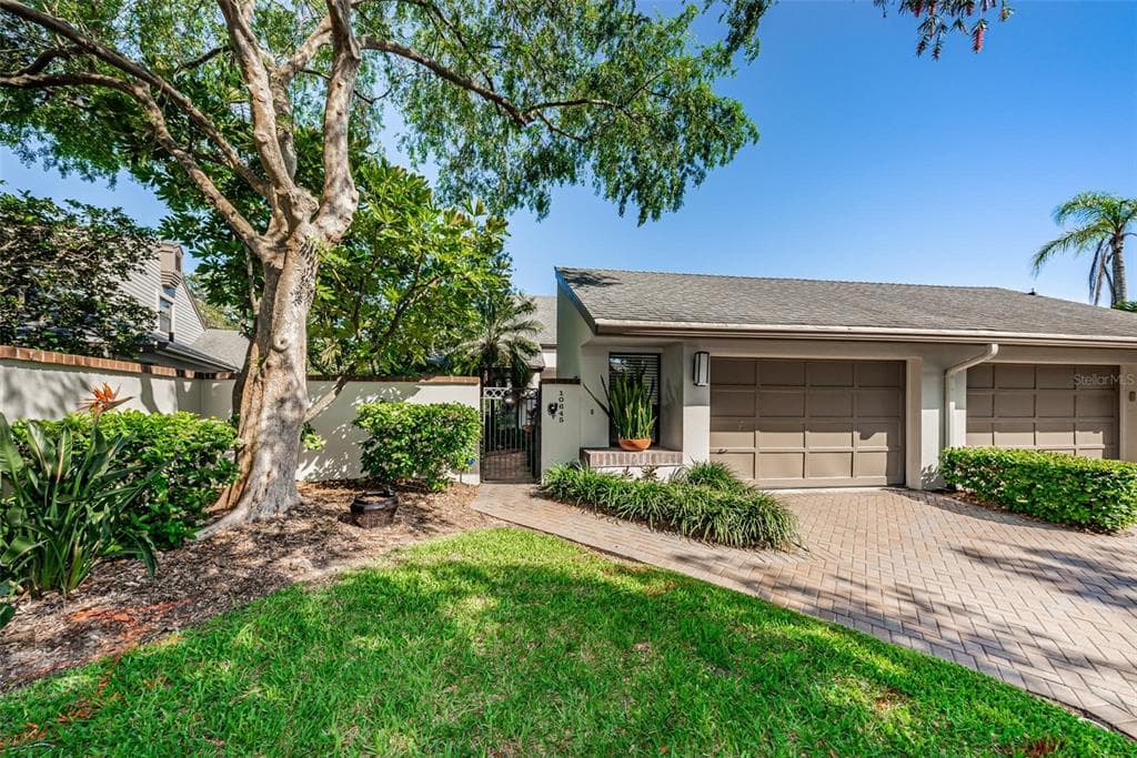 10645 ANDREW LANE LARGO, FL 33777