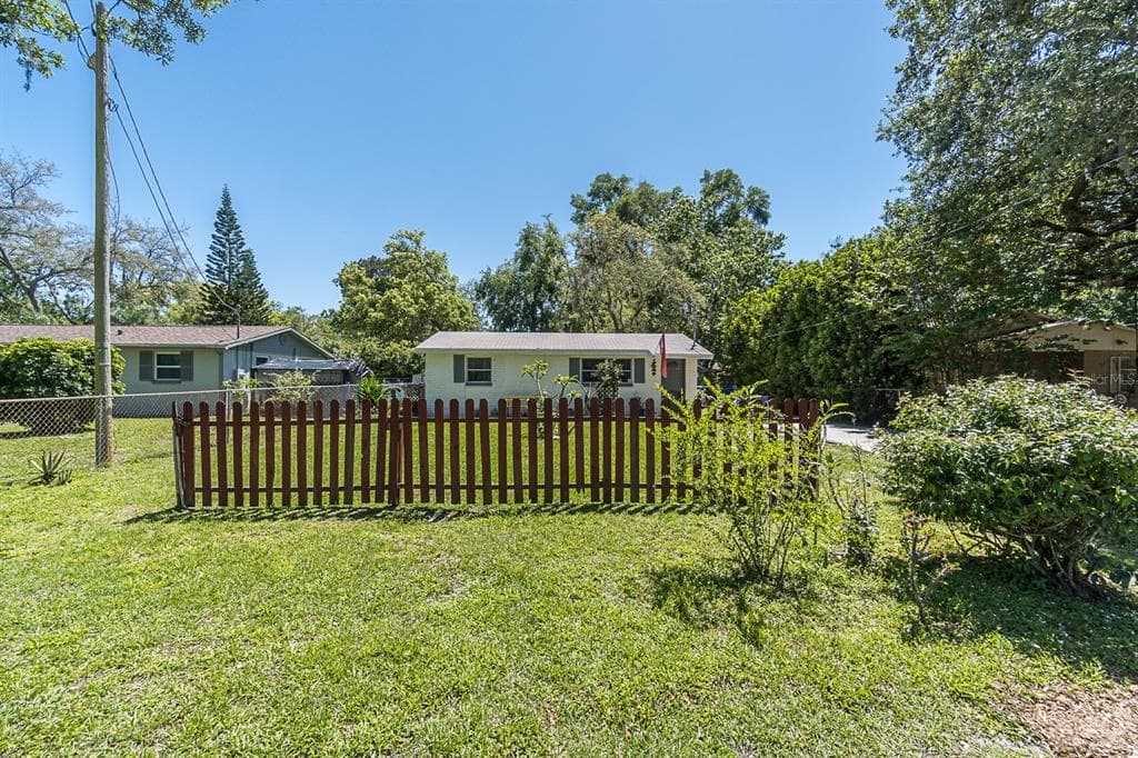 7508 ALMARK STREET TAMPA, FL 33625