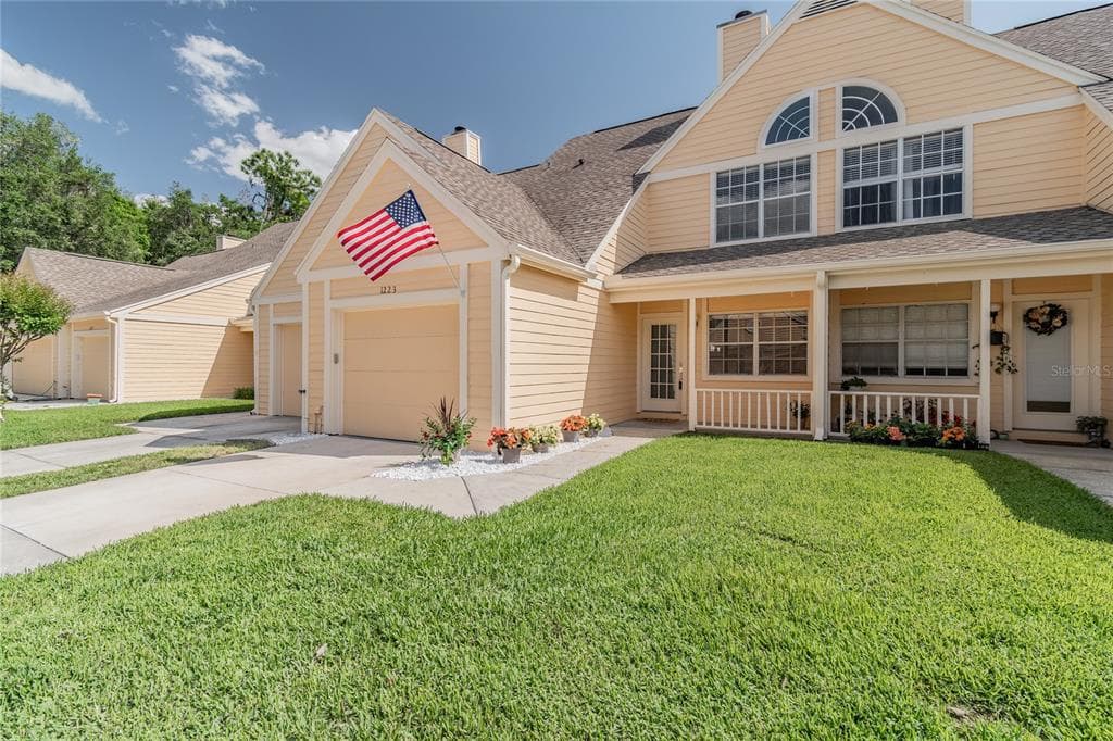 1223 BIG PINE DRIVE UNIT 1223 VALRICO, FL 33596