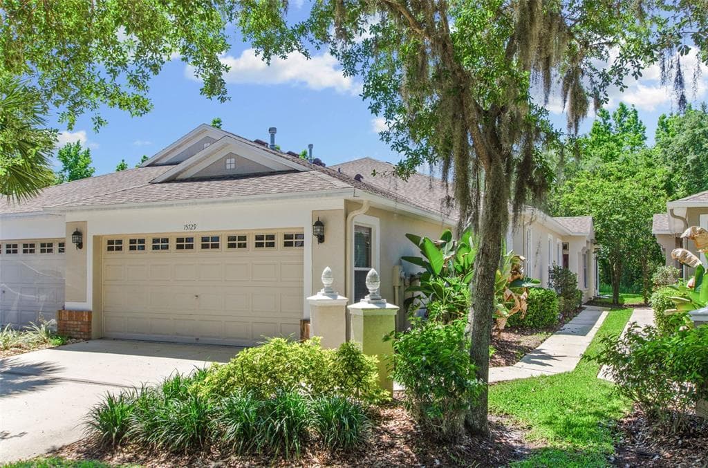 15729 PHOEBEPARK AVENUE LITHIA, FL 33547