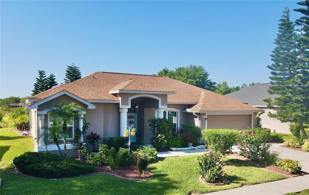 22510 LAURELDALE DRIVE LUTZ, FL 33549