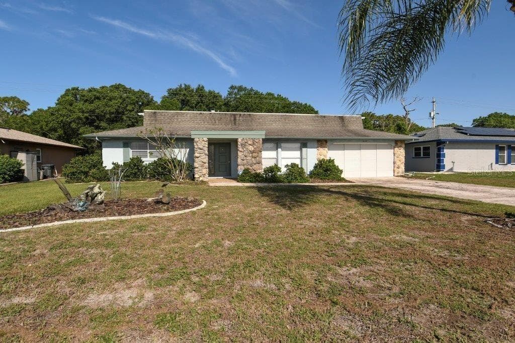 1540 W DEL WEBB BOULEVARD SUN CITY CENTER, FL 33573