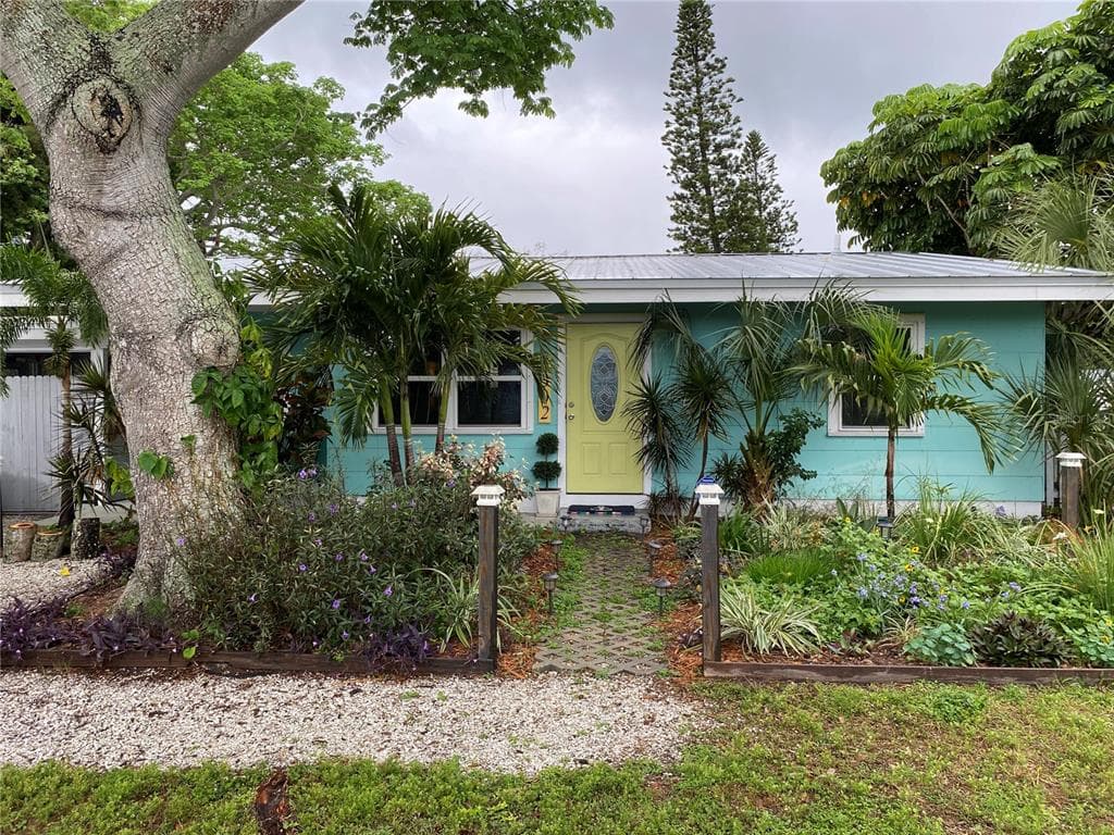 5302 JERSEY AVENUE S GULFPORT, FL 33707