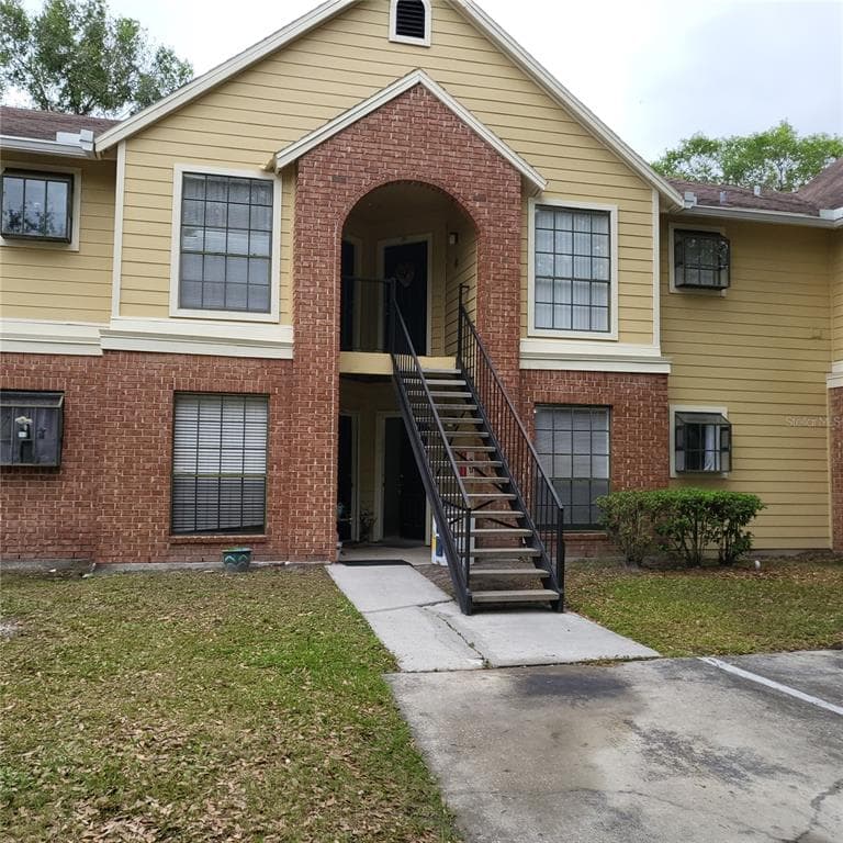 8629 FANCY FINCH DRIVE UNIT 101 TAMPA, FL 33614