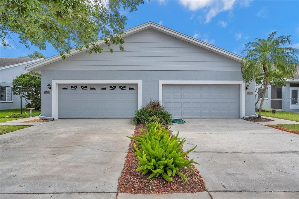 13590 LAKE POINT DRIVE S CLEARWATER, FL 33762