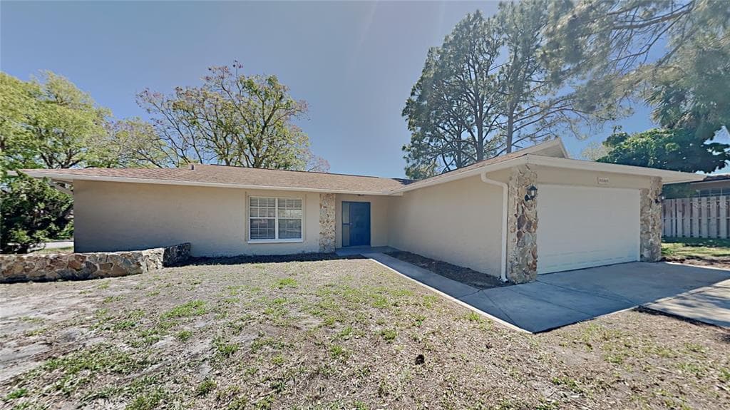 1501 GARDEN AVENUE TARPON SPRINGS, FL 34689