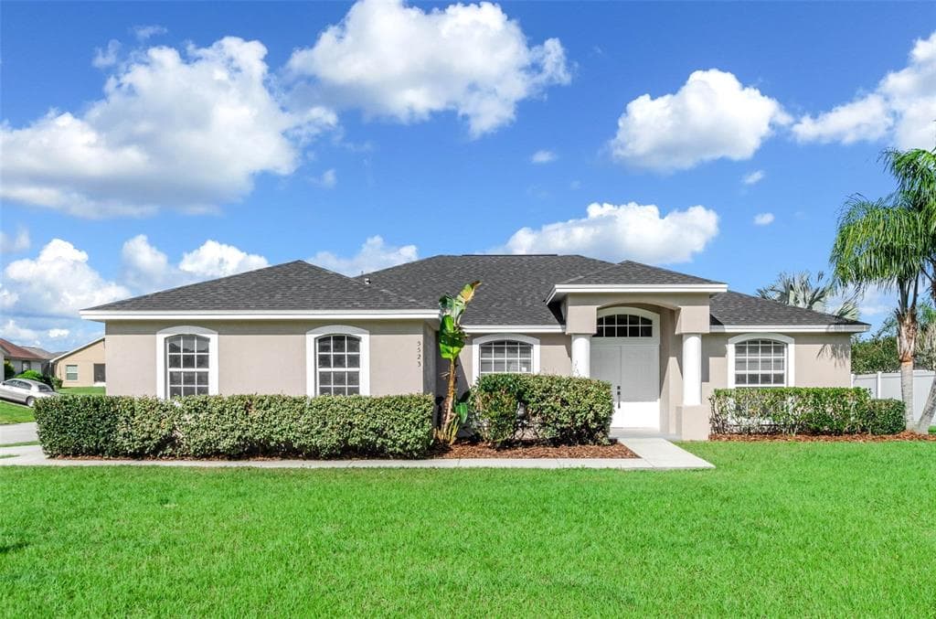 5523 OAKFORD DRIVE LAKELAND, FL 33812
