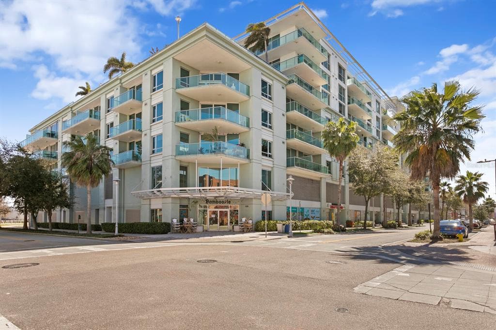912 CHANNELSIDE DRIVE UNIT 2607 TAMPA, FL 33602