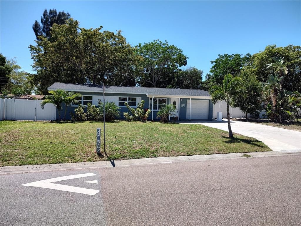 4072 BLUEFISH DRIVE SE ST PETERSBURG, FL 33705