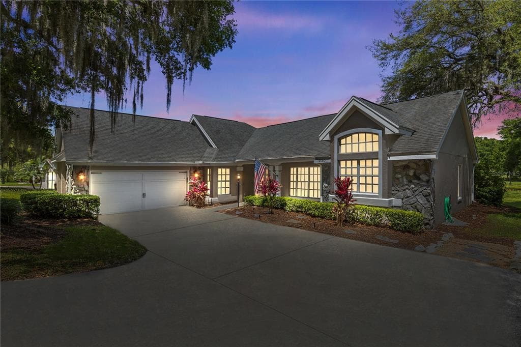 2060 SAWGRASS DRIVE APOPKA, FL 32712