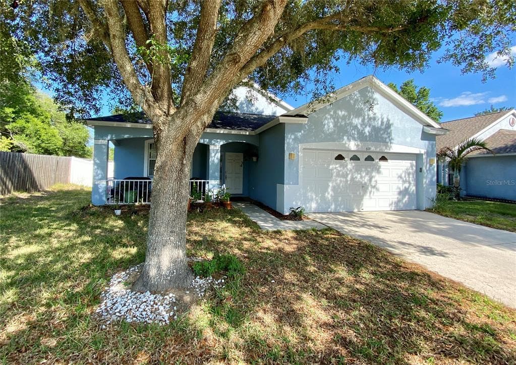 619 SCHOONER BAY COURT VALRICO, FL 33594
