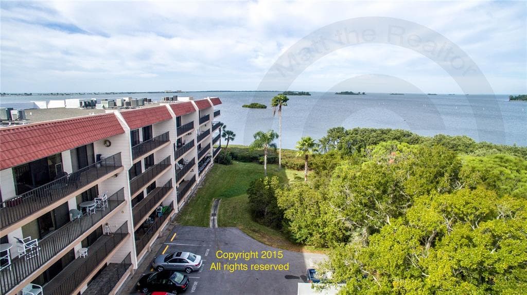 2700 BAYSHORE BOULEVARD UNIT 11302 DUNEDIN, FL 34698