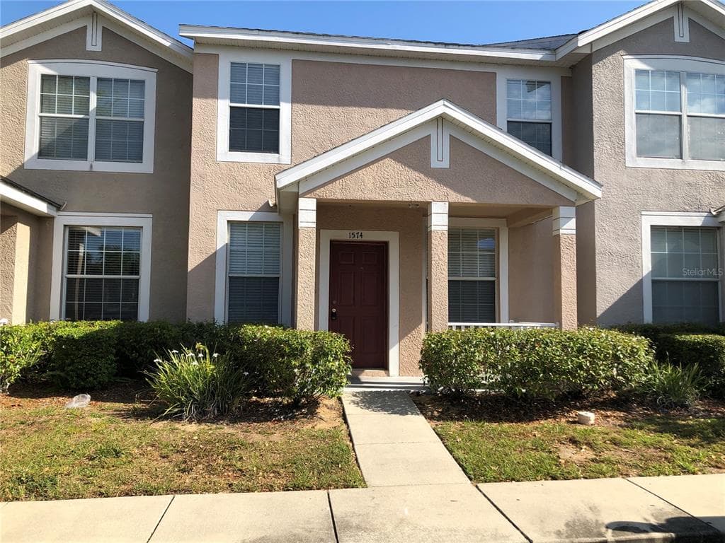 1574 BLUE MAGNOLIA ROAD BRANDON, FL 33510