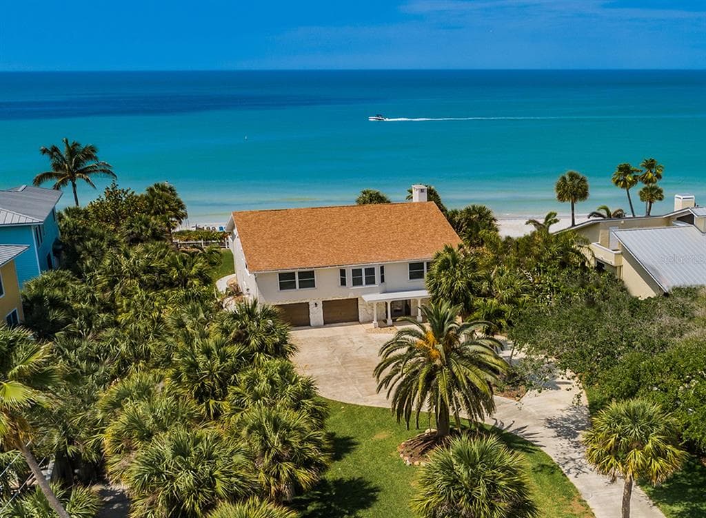 40 GULF BOULEVARD BELLEAIR SHORES, FL 33786