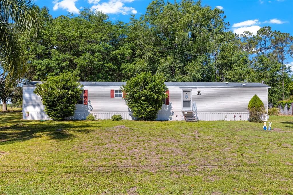 4427 RYALS ROAD ZEPHYRHILLS, FL 33541