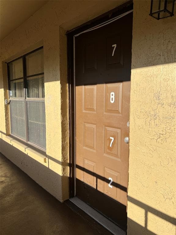 7872 NIAGARA AVENUE UNIT 7872 TAMPA, FL 33617