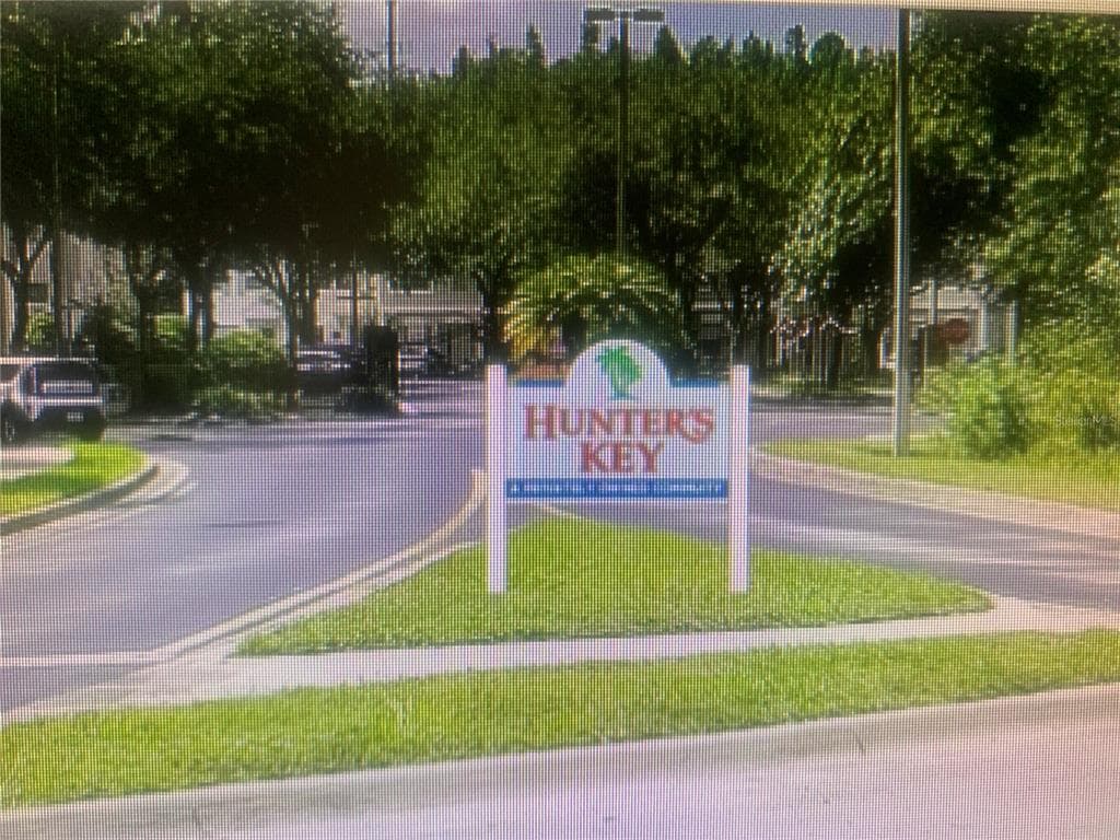 8663 HUNTERS KEY CIRCLE TAMPA, FL 33647