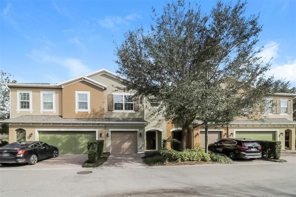 1911 AVATAR LANE APOPKA, FL 32712