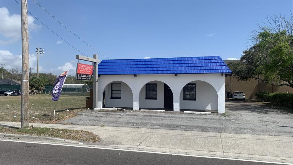 5511 HANLEY ROAD TAMPA, FL 33634