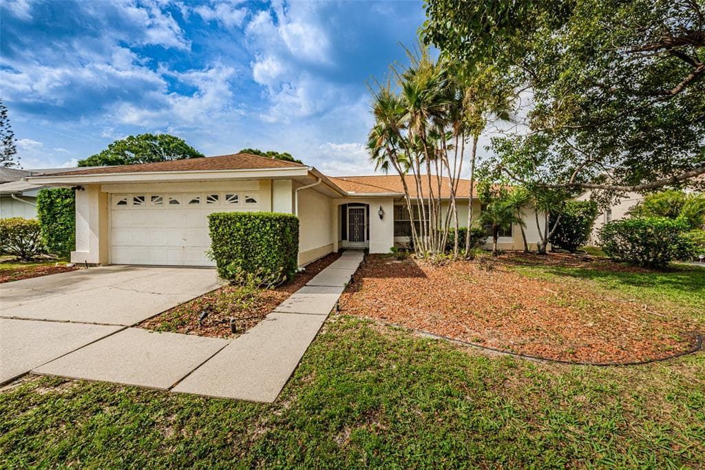 4017 ASHLEY COURT HOLIDAY, FL 34691