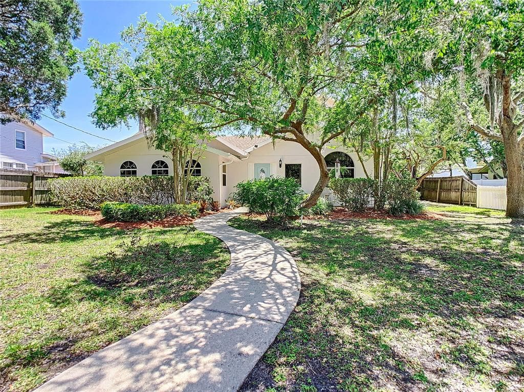 14952 113TH AVENUE N LARGO, FL 33774