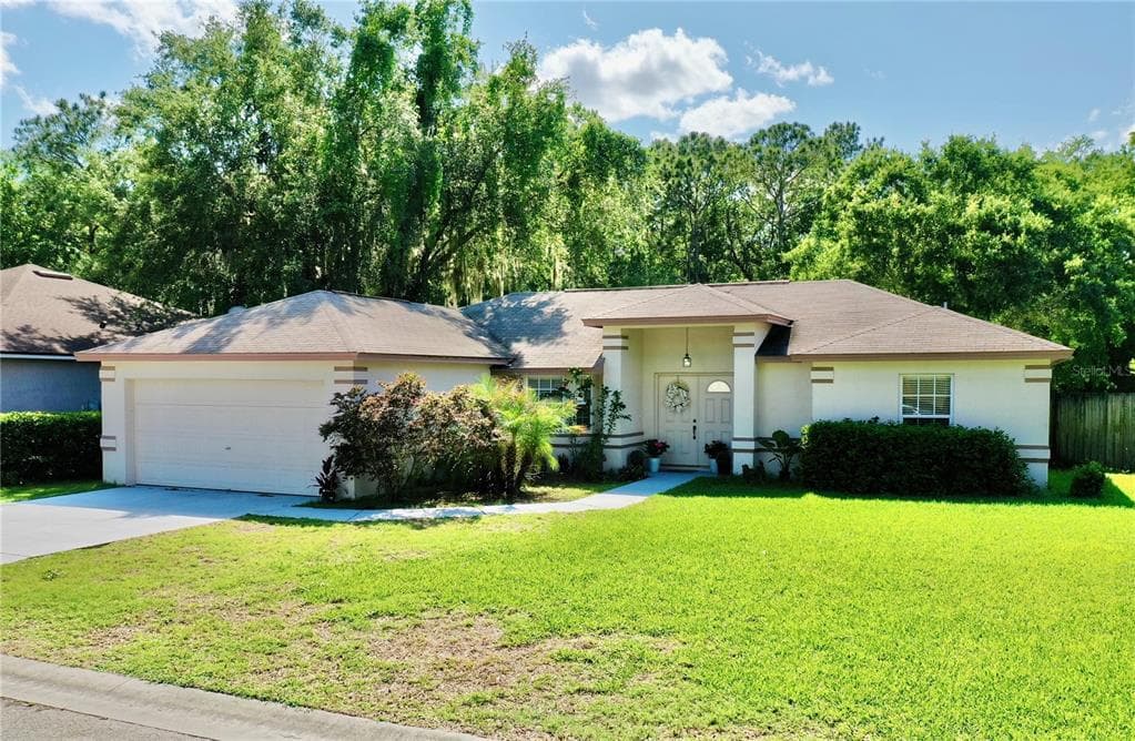 6573 SHEPHERD OAKS ROAD LAKELAND, FL 33811