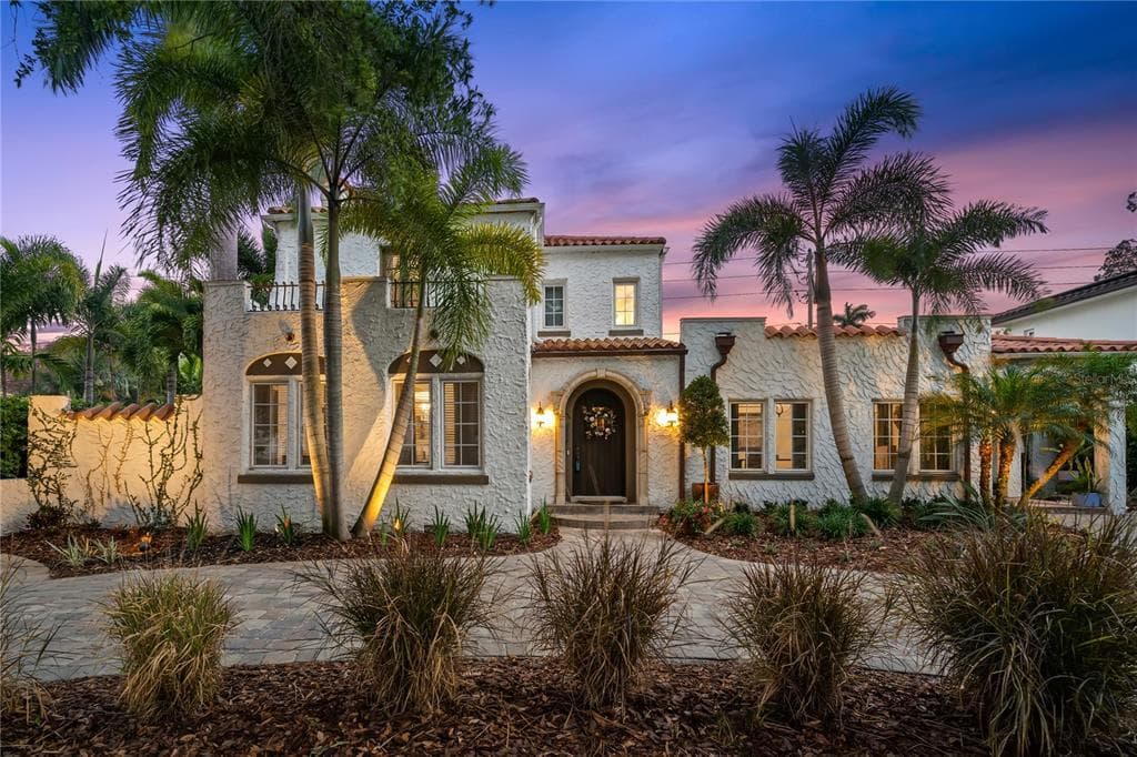 356 22ND AVENUE NE ST PETERSBURG, FL 33704