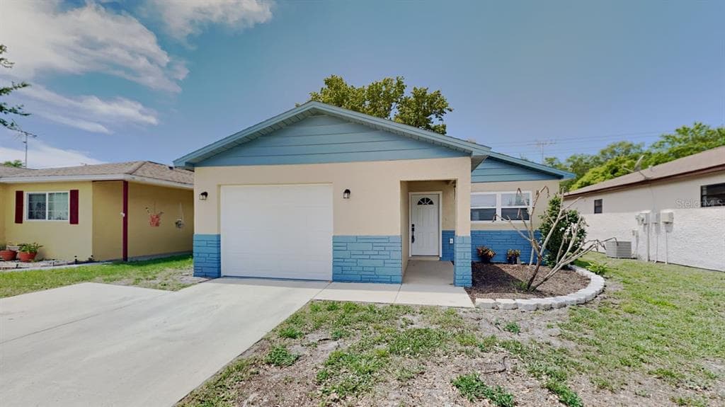 12924 KELLYWOOD CIRCLE HUDSON, FL 34669