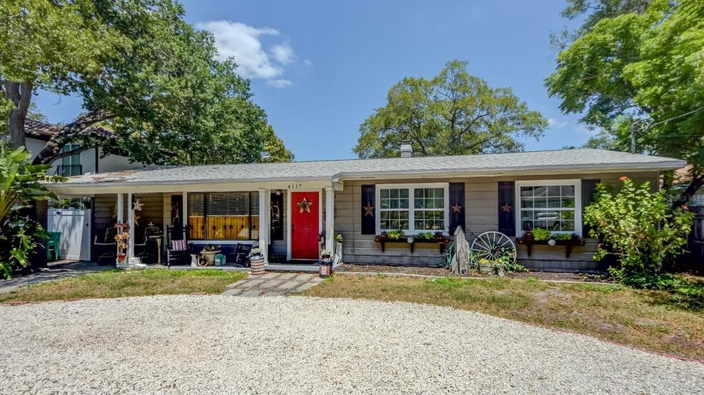 4117 W BAY TO BAY BOULEVARD TAMPA, FL 33629