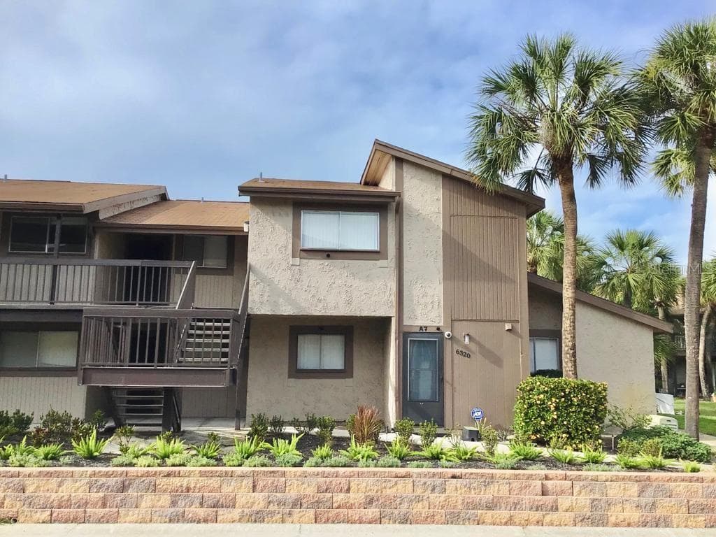 6320 NEWTOWN CIRCLE UNIT 20B6
