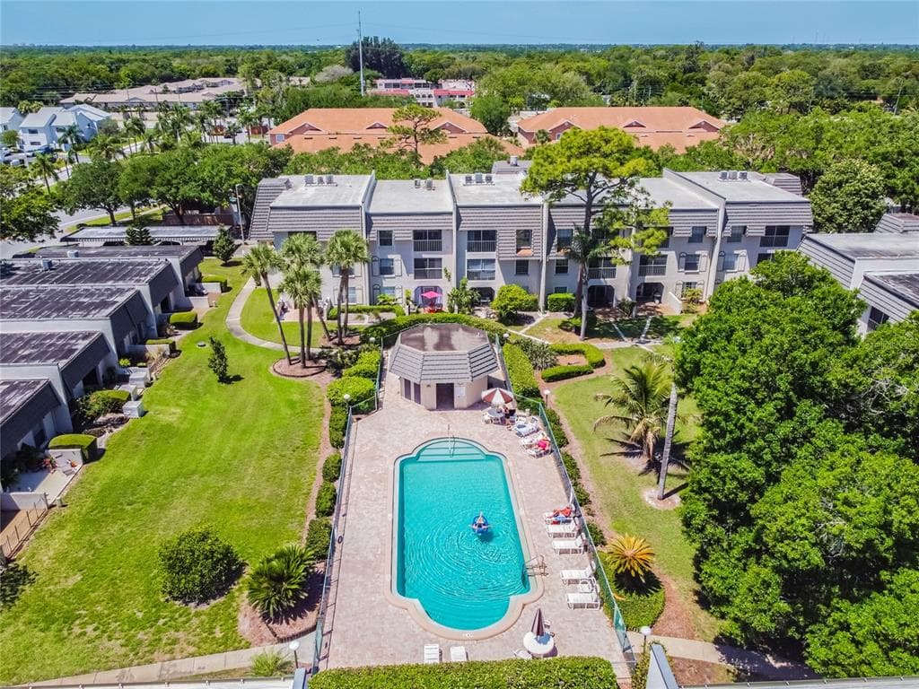 8799 BARDMOOR BOULEVARD UNIT 202 SEMINOLE, FL 33777