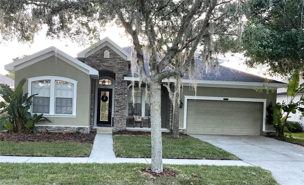 8935 GARDEN PARTY DRIVE LAND O LAKES, FL 34637