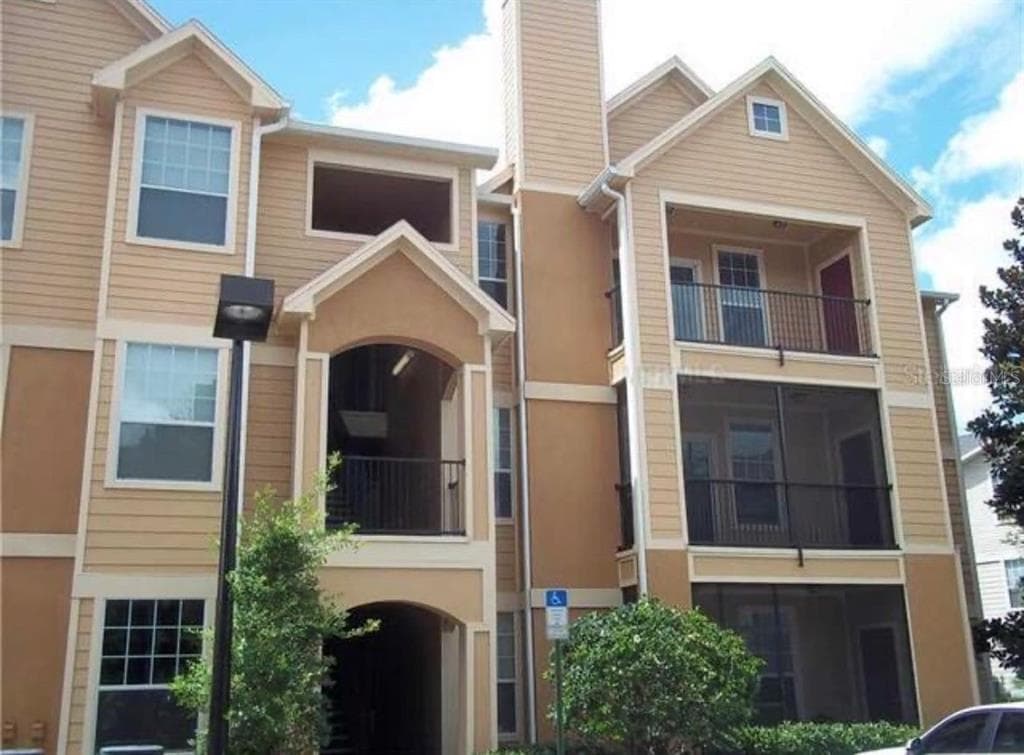 1995 ERVING CIRCLE UNIT 206 OCOEE, FL 34761