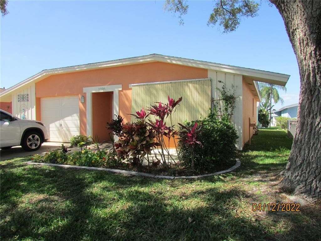 1006 EGRET COURT DUNEDIN, FL 34698