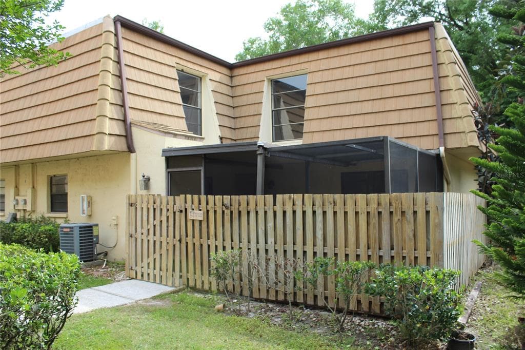 12760 WOOD TRAIL BOULEVARD TAMPA, FL 33625