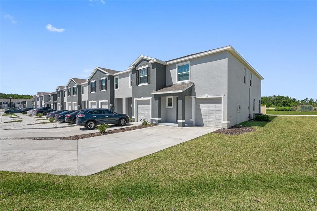 1841 HOVENWEEP ROAD WESLEY CHAPEL, FL 33543