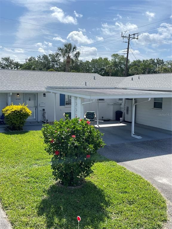 6048 LILLI WAY BRADENTON, FL 34207