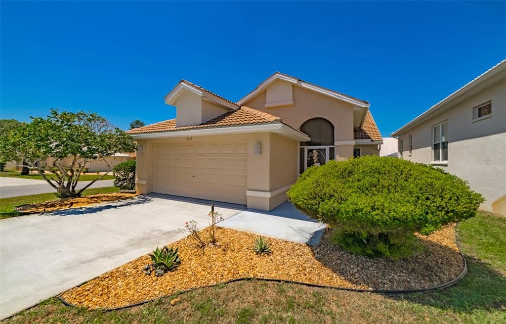 9415 MISSISSIPPI RUN WEEKI WACHEE, FL 34613