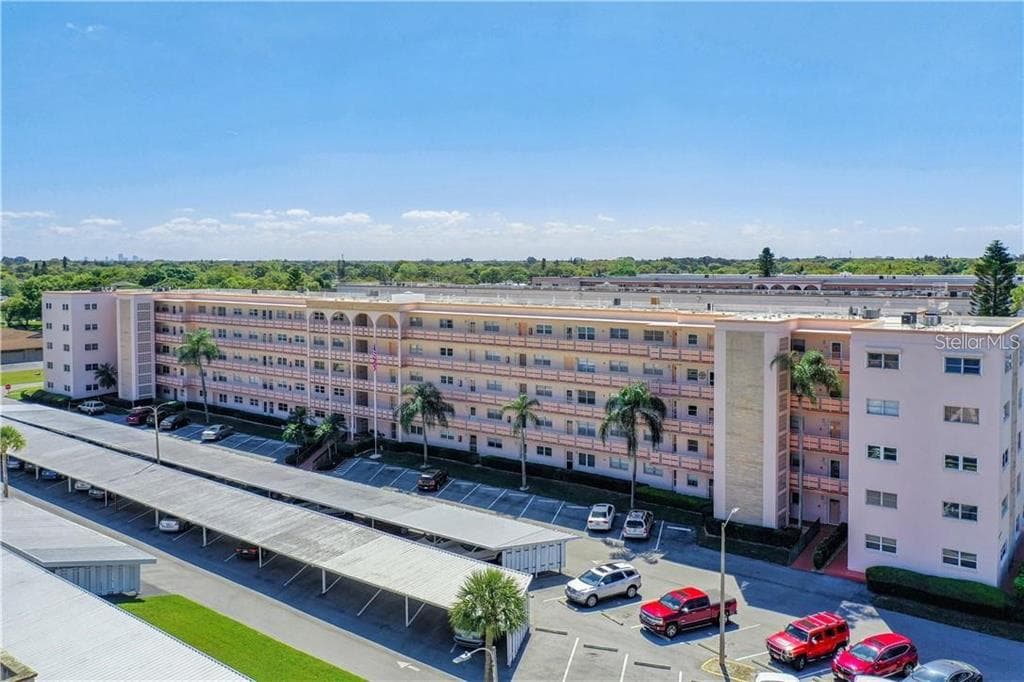 5623 80TH ST N UNIT 116 ST PETERSBURG, FL 33709