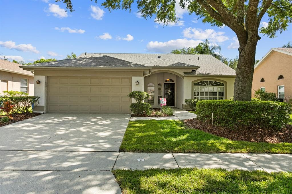 9305 KNIGHTSBRIDGE COURT TAMPA, FL 33647