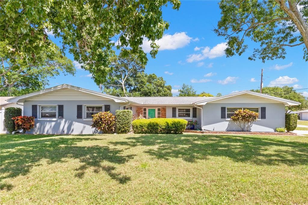 1395 VIEWTOP DRIVE CLEARWATER, FL 33764