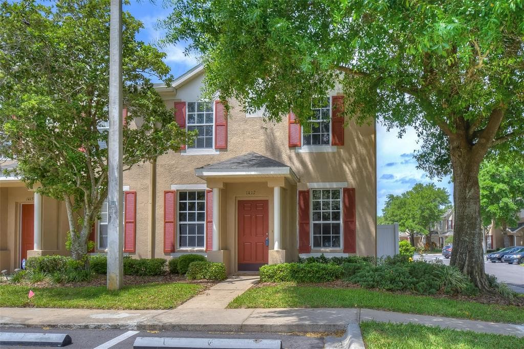 1417 SEDGWICK DRIVE WESLEY CHAPEL, FL 33543