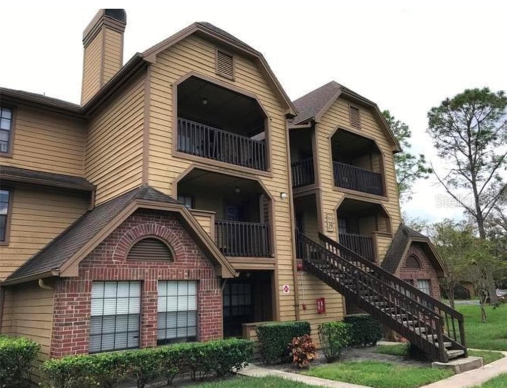 370 LAKE TAHOE COURT UNIT 101 ALTAMONTE SPRINGS, FL 32701