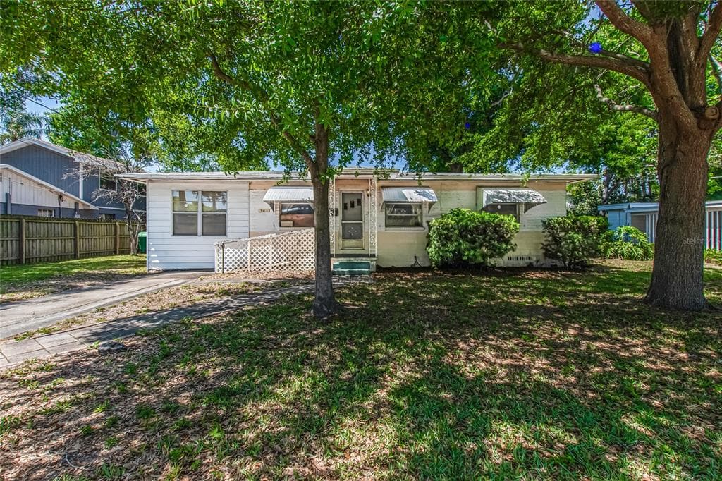 3615 S CONCORDIA AVENUE TAMPA, FL 33629